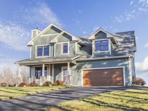 9865 Paradise Hls, Central Lake, MI 49622