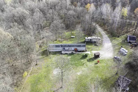 10593 E Remus, Mount Pleasant, MI 48858