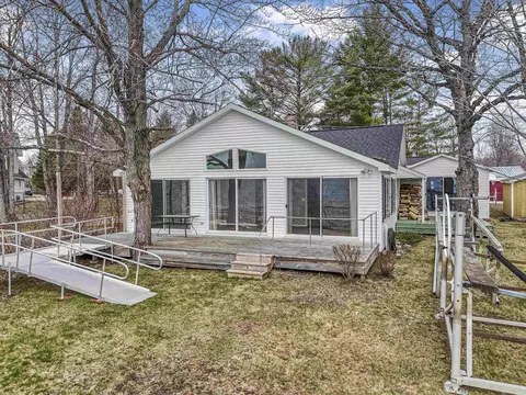 3603 W Lake Mitchell, Cadillac, MI 49601