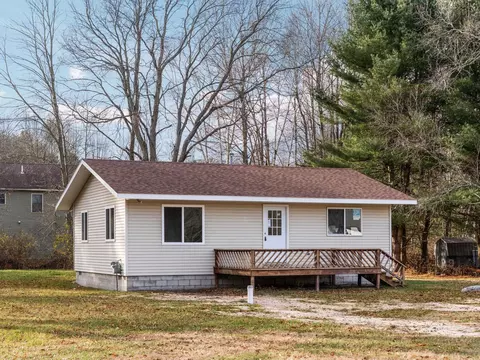 7808 Bacchanalia, Cadillac, MI 49601