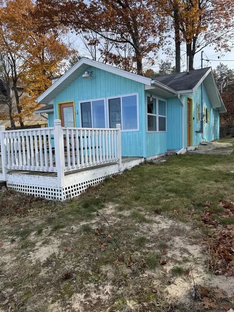 1779 S S Grn, Lake City, MI 49651