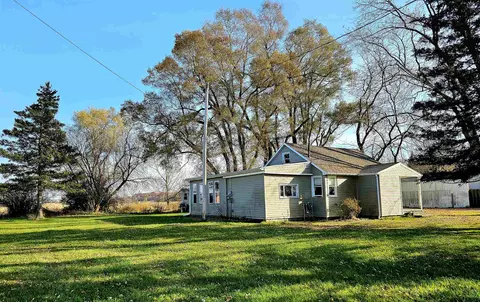 6776 N Pingree, Elwell, MI 48832 photo 2