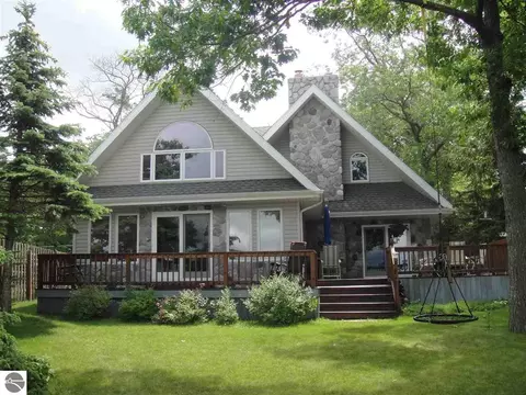 7969 E Cedar Lk, Greenbush, MI 48738