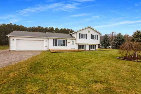9532 Schichtel, Kingsley, MI 49649