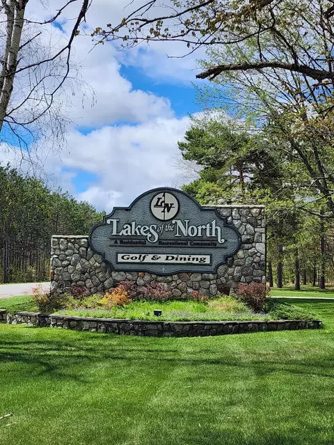 Vl Snowridge, Elmira, MI 49730