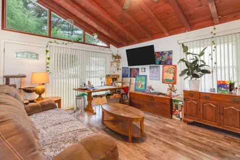 Living - 3165 Amelia, Flushing, MI 48433 photo 2 of 2