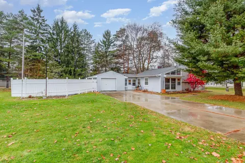 3165 Amelia, Flushing, MI 48433