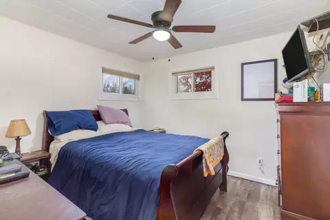 Bedroom - 3165 Amelia, Flushing, MI 48433 photo 1 of 2