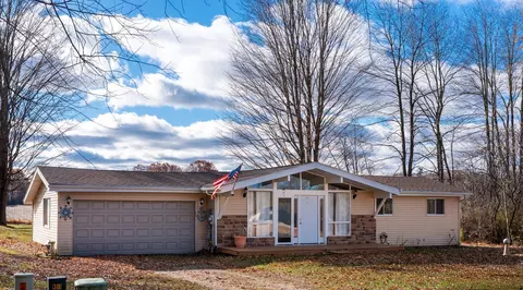 1053 Circle, Lake Isabella, MI 48893
