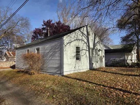 Exterior - 517 E Bennett, Mount Pleasant, MI 48858 photo 2 of 2