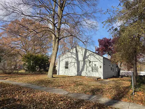 Exterior - 517 E Bennett, Mount Pleasant, MI 48858 photo 1 of 2