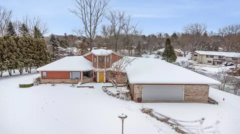 5390 Pheasant, Alma, MI 48801