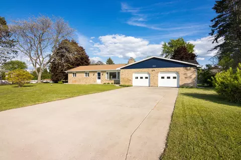 3763 Delta, Traverse City, MI 49685