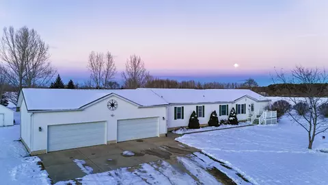 5115 E Vly, Mount Pleasant, MI 48858