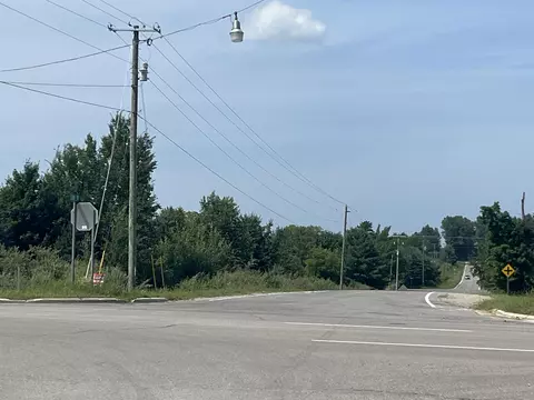 M-72, Williamsburg, MI 49690 photo 4