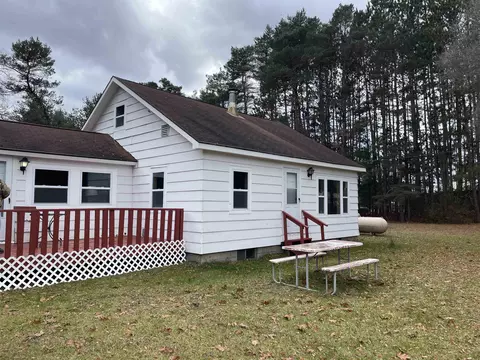 8274 E 30 34, Cadillac, MI 49601