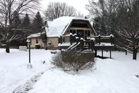 1797 Willow Wood, Mount Pleasant, MI 48858