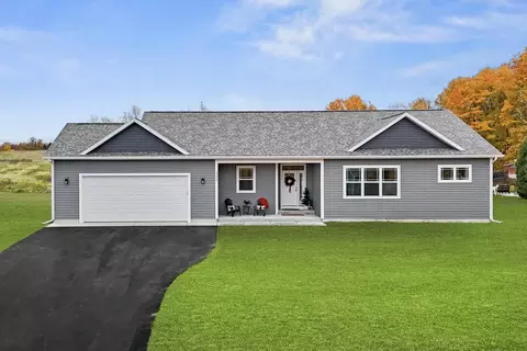 1546 Oban, Traverse City, MI 49696