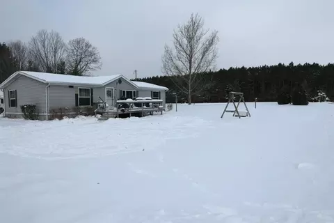 1973 Midway, Weidman, MI 48893