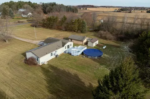 View/Area - 2714 E Blanchard, Shepherd, MI 48883 photo 7 of 8