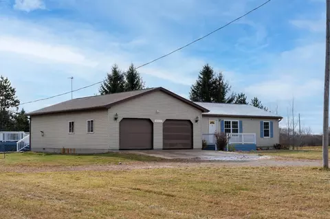Exterior - 2714 E Blanchard, Shepherd, MI 48883 photo 2 of 4