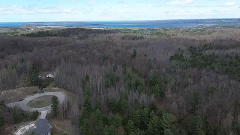 5479 Glendenning, Williamsburg, MI 49690