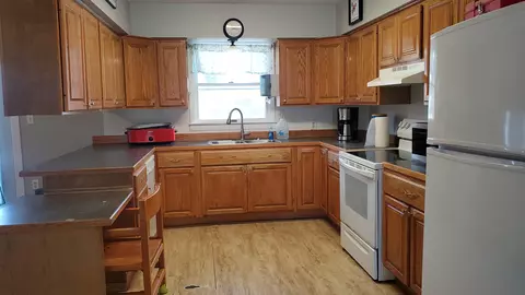 340 N Second, Stanton, MI 48888 photo 7