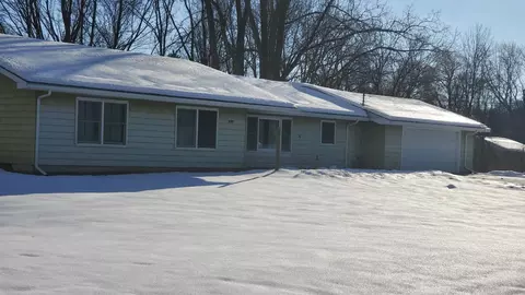 340 N Second, Stanton, MI 48888 photo 40