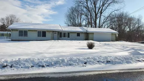 340 N Second, Stanton, MI 48888 photo 41