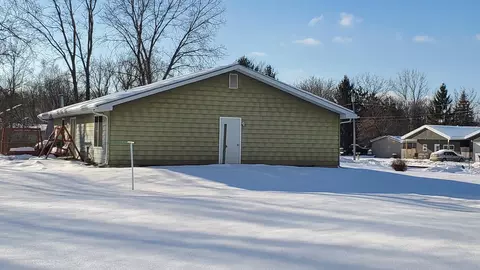 340 N Second, Stanton, MI 48888 photo 37