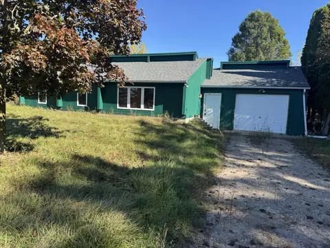 5371 S Crawford, Mount Pleasant, MI 48858