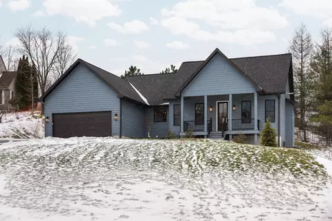 1577 S Cherry Blossom, Suttons Bay, MI 49682