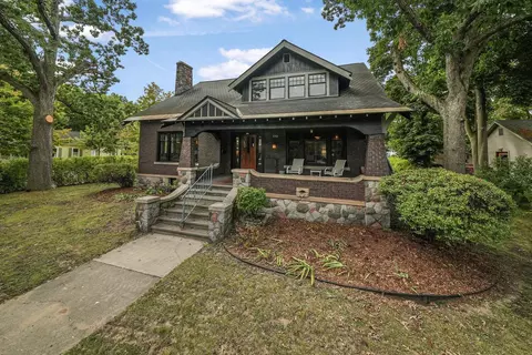 530 South Un, Traverse City, MI 49684