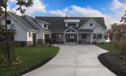 340 N Nanagosa, Suttons Bay, MI 49682
