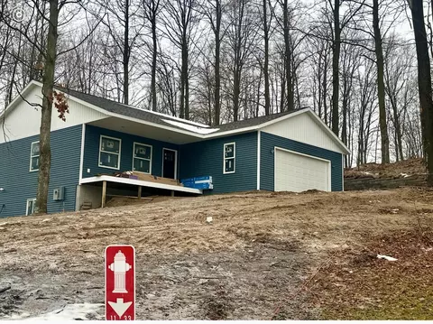 1028 Birmley Ests, Traverse City, MI 49696