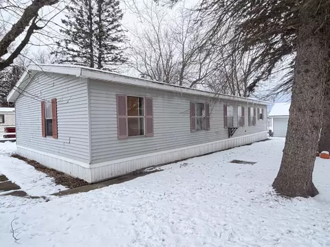 452 Elm #6 : 6, Breckenridge, MI 48615