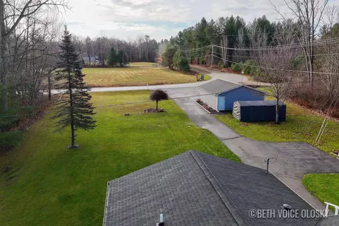 1009 Radov, Gladwin, MI 48624 photo 24