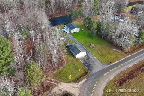 1009 Radov, Gladwin, MI 48624 photo 32