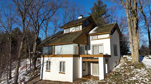4210 S S Blf, Cedar, MI 49621