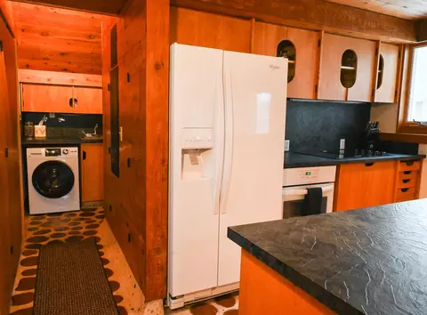 Kitchen - 4210 S S Blf, Cedar, MI 49621 photo 6 of 11