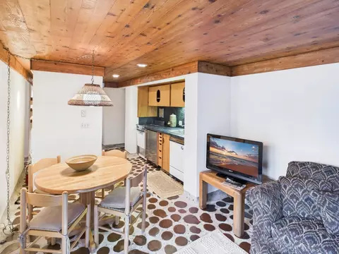 Dining - 4210 S S Blf, Cedar, MI 49621 photo 9 of 10