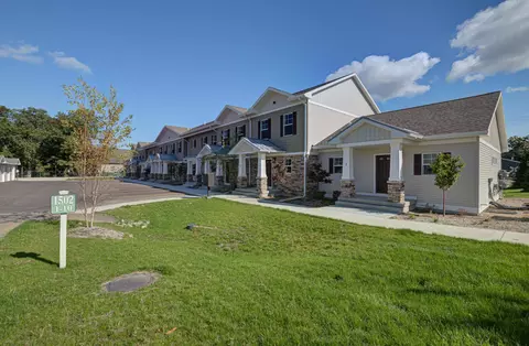1502 Simsbury, Traverse City, MI 49686