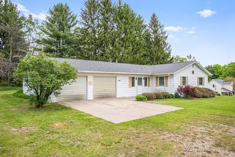 11888 Hickin, Rapid City, MI 49676