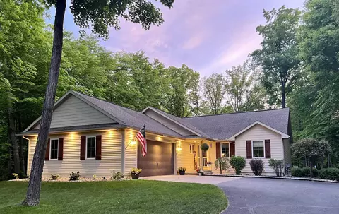 21522 Forest, Big Rapids, MI 49307