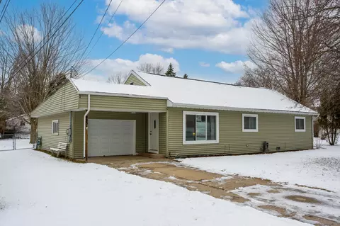 923 N Henry, Mount Pleasant, MI 48858