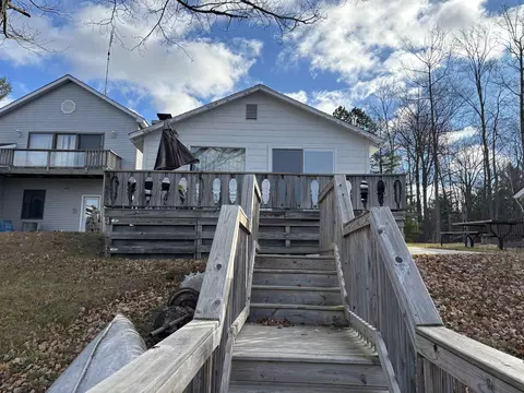 1408 E Long Lk, Harrison, MI 48625