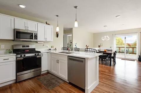 Kitchen - 4838 Bartlett, Williamsburg, MI 49690 photo 4 of 9