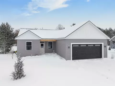 6460 Jeffrey, Grawn, MI 49637