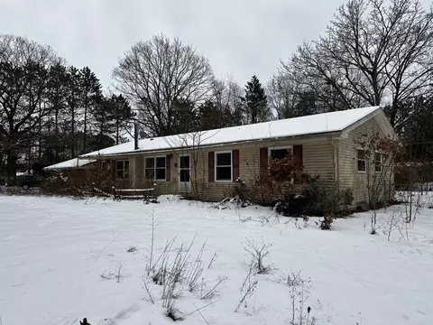 8745 Florence, Lake, MI 48632