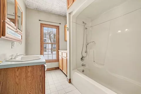 105 N 4th, Shepherd, MI 48883 photo 17